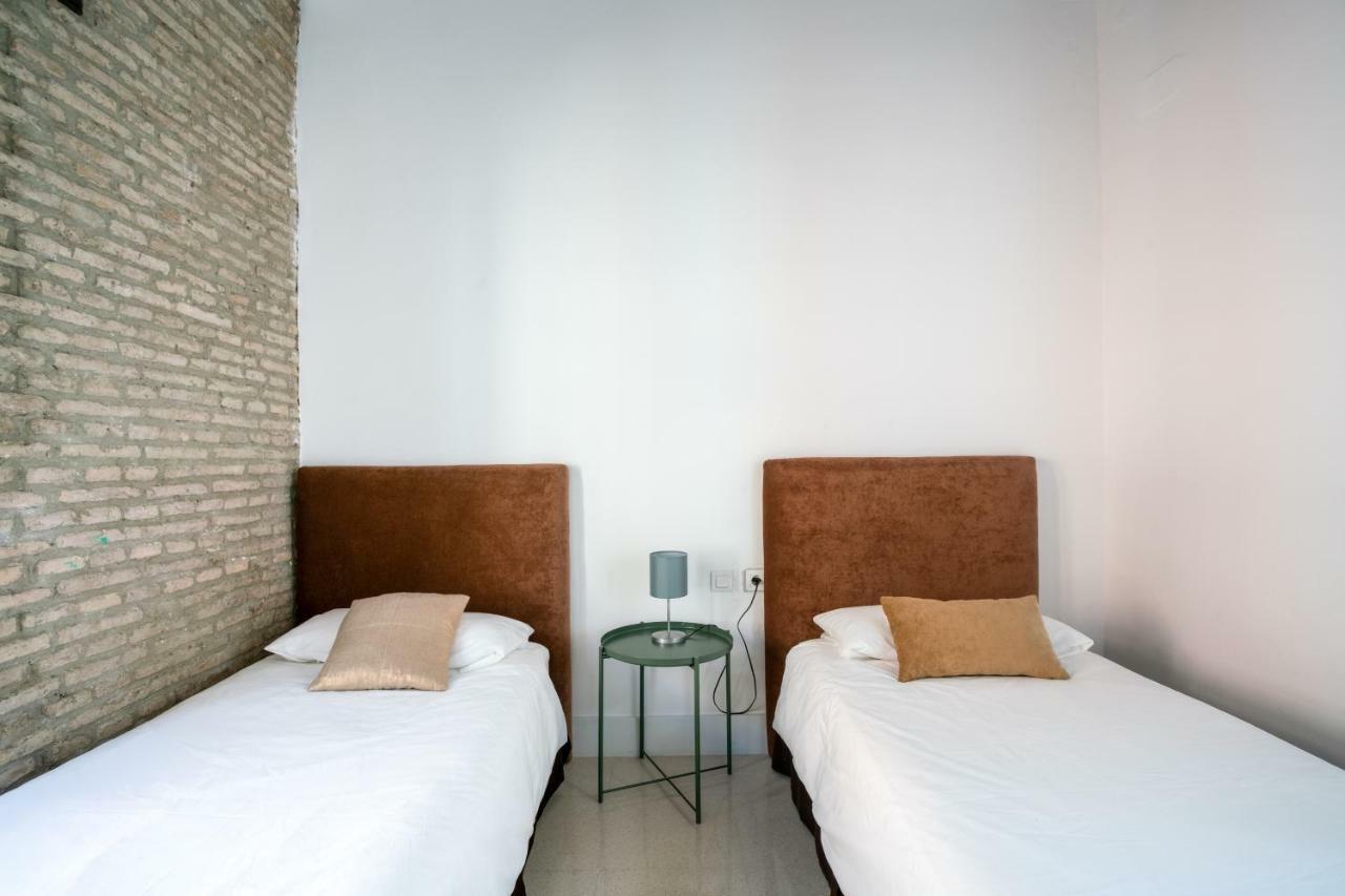 Almazen Apartamentos, Arrayan 23 セビリア エクステリア 写真